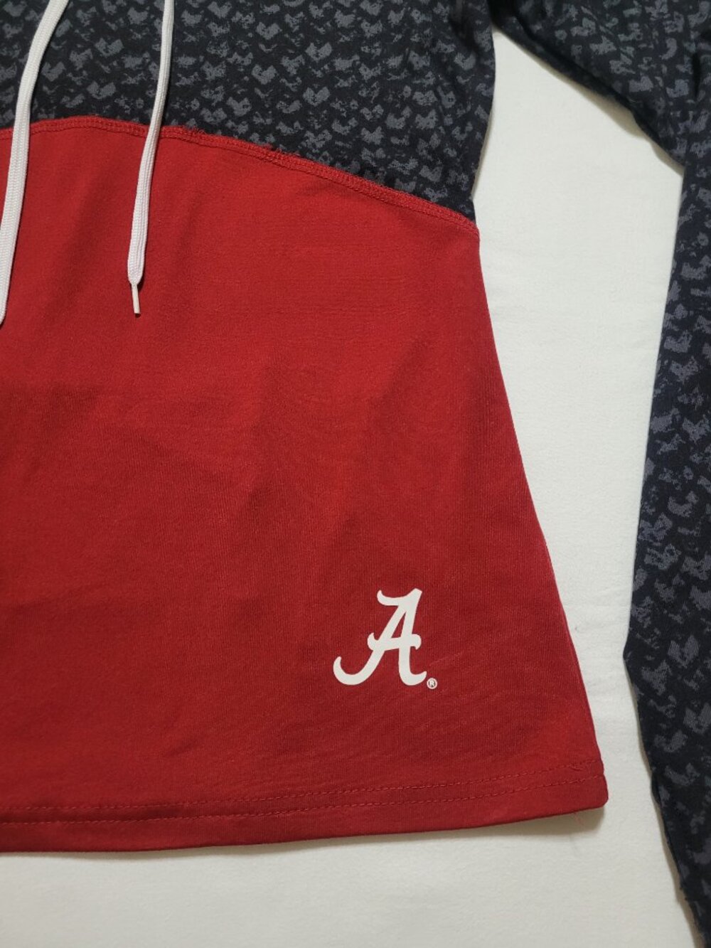 Colosseum Alabama Crimson Tide Womens Mock Neck Fitted Pullover Black Crimson - Picture 4 of 12